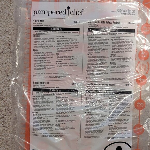 Pampered Chef Pretzel Mat - New - Picture 3 of 3